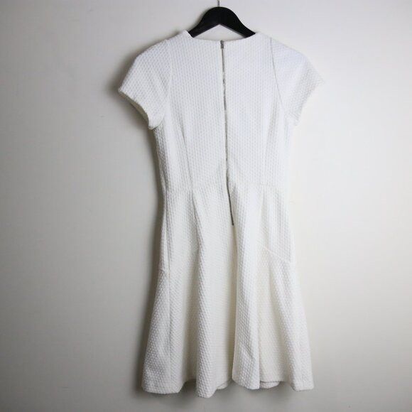 Banana Republic Banana Republic Fit and Flare A-Line Textured Dress Size S / US 4 / IT 40 - 3 Thumbnail