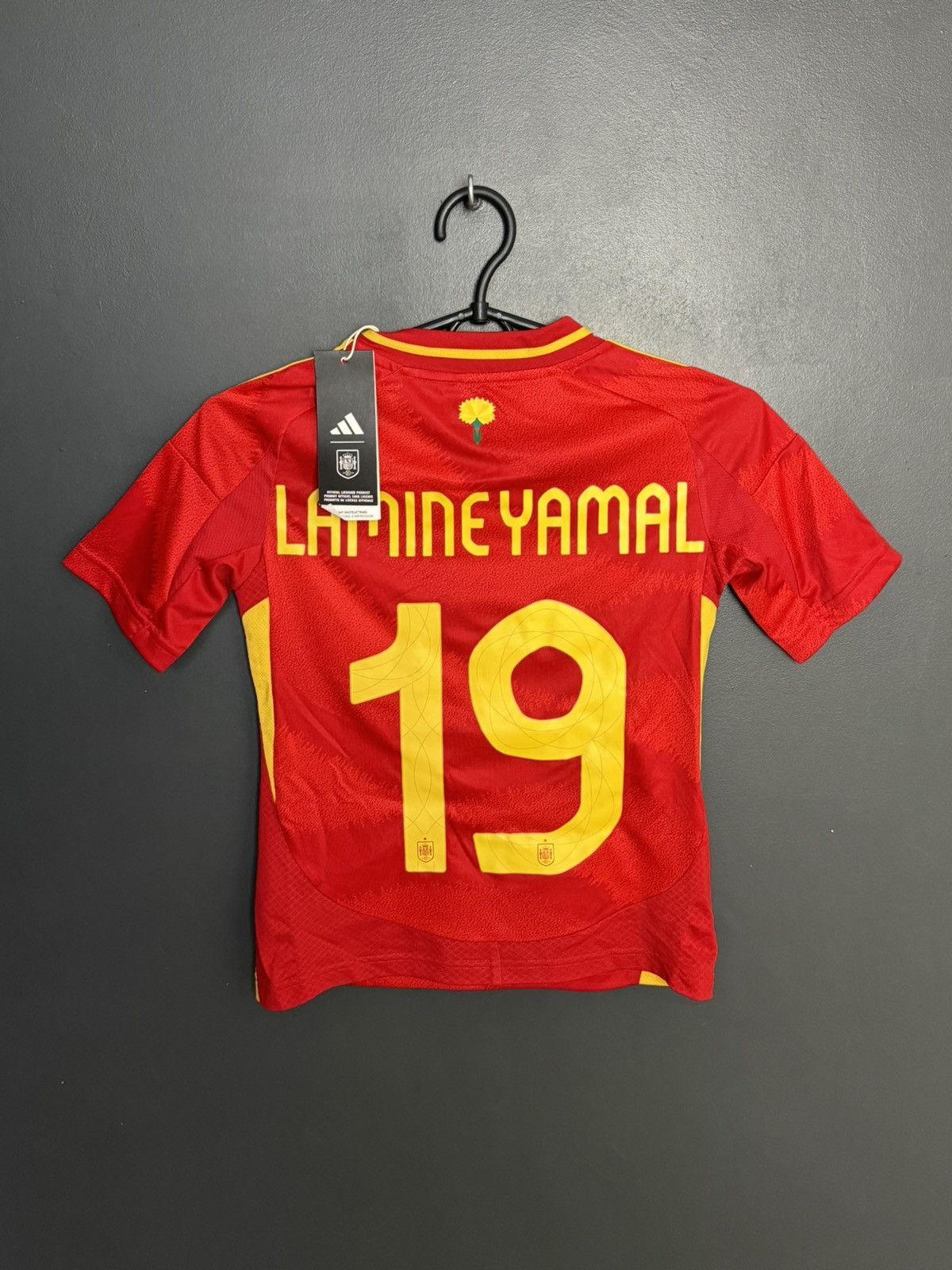 Adidas KIDS New Spain 24/25 Home Lamine Yamal Football Jersey Size US XS / EU 42 / 0 - 1 Thumbnail