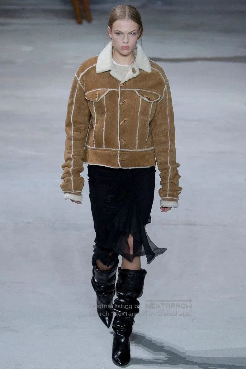 Saint Laurent Paris Saint Laurent Brown Shearling Jacket. Size US M / EU 48-50 / 2 - 9 Thumbnail