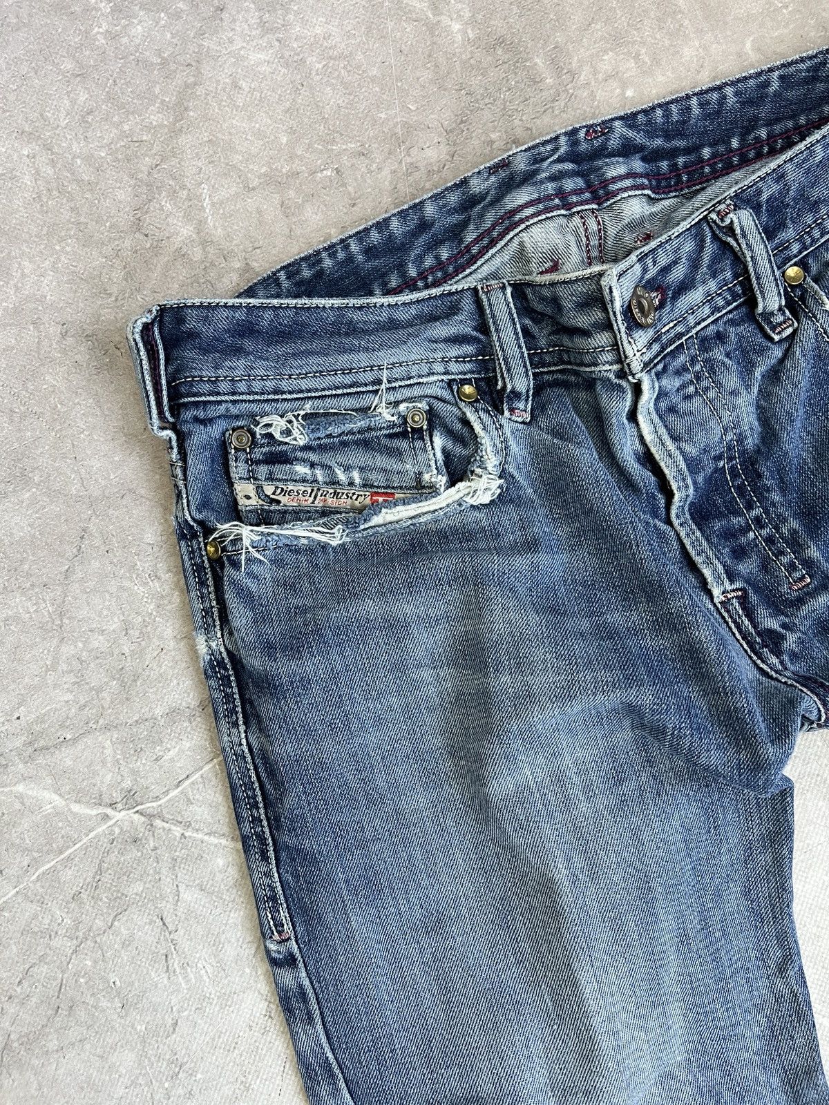 Diesel Diesel distressed retro flared jeans y2k epoch Size US 30 / EU 46 - 4 Thumbnail
