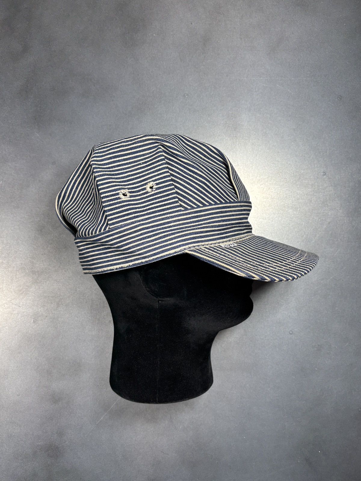 Levi's Vintage Levi's Hat 1970s Denim Snapback Train Flat Cap 60s Size ONE SIZE - 15 Thumbnail