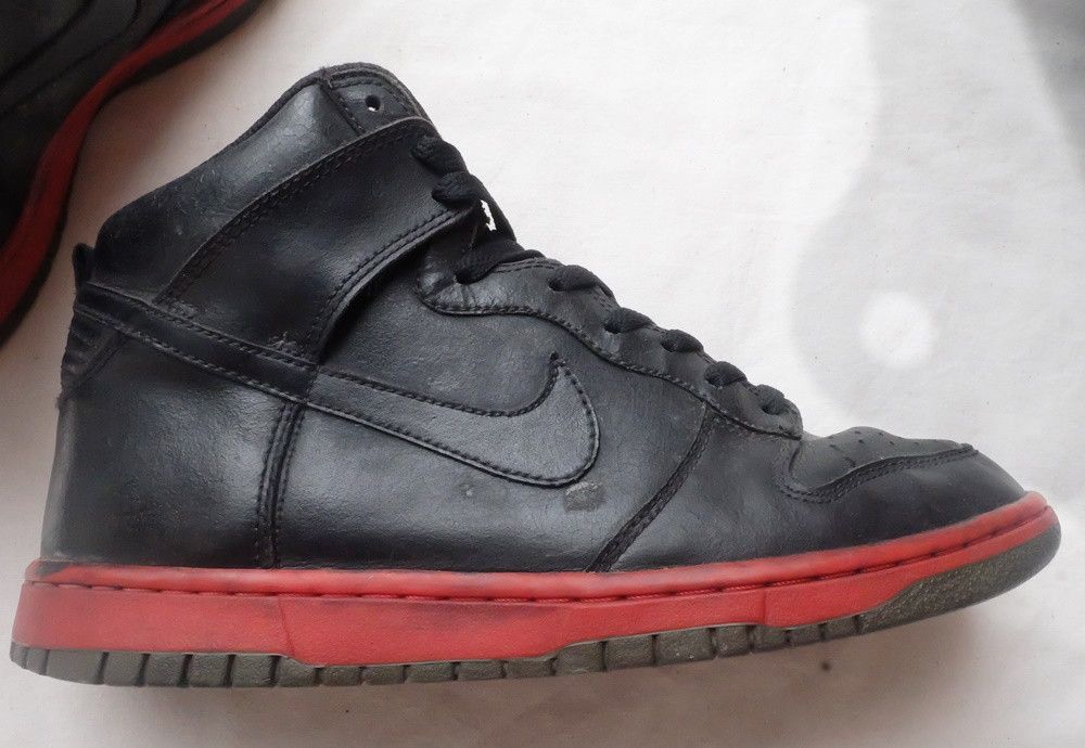 Nike Nike Dunk High - Black/Black/Hot Red Size US 8.5 / EU 41-42 - 6 Thumbnail