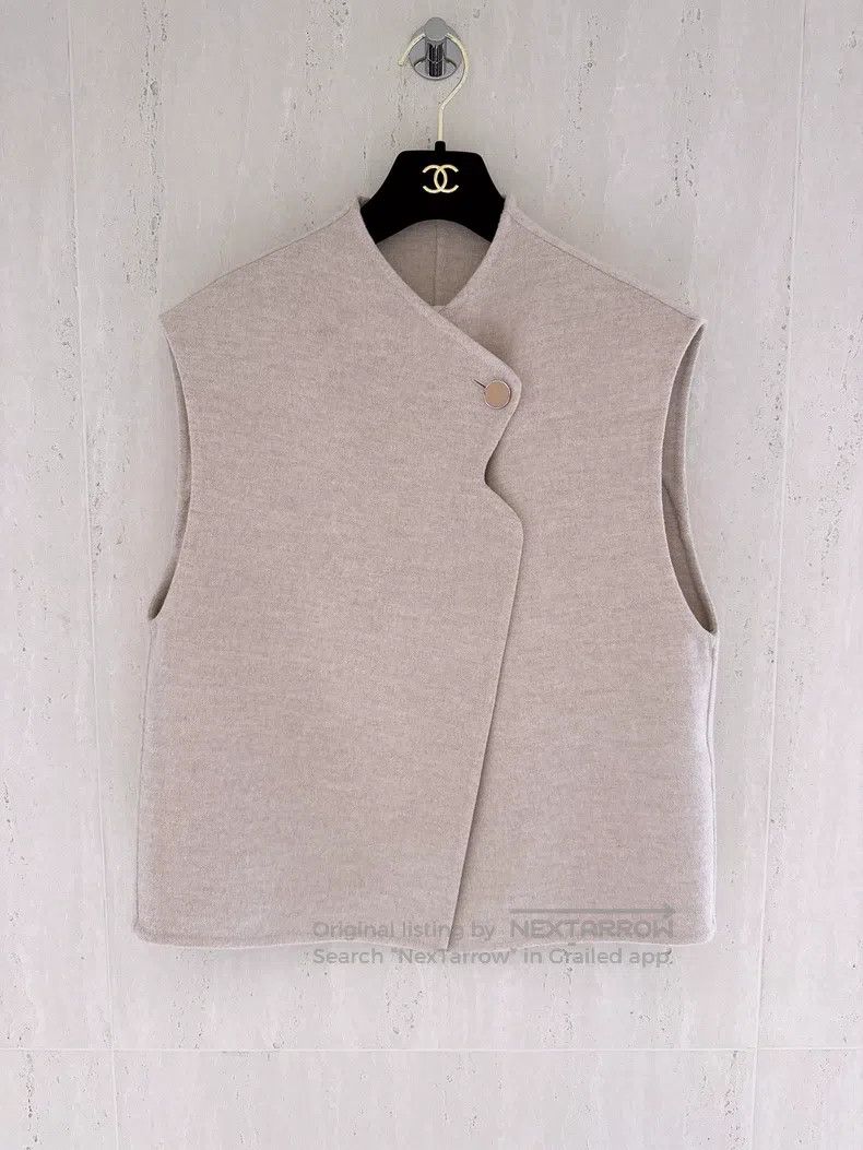 Hermes Hermes Camel Color Cashmere Vest Coat Size XS / US 0-2 / IT 36-38 - 1 Thumbnail