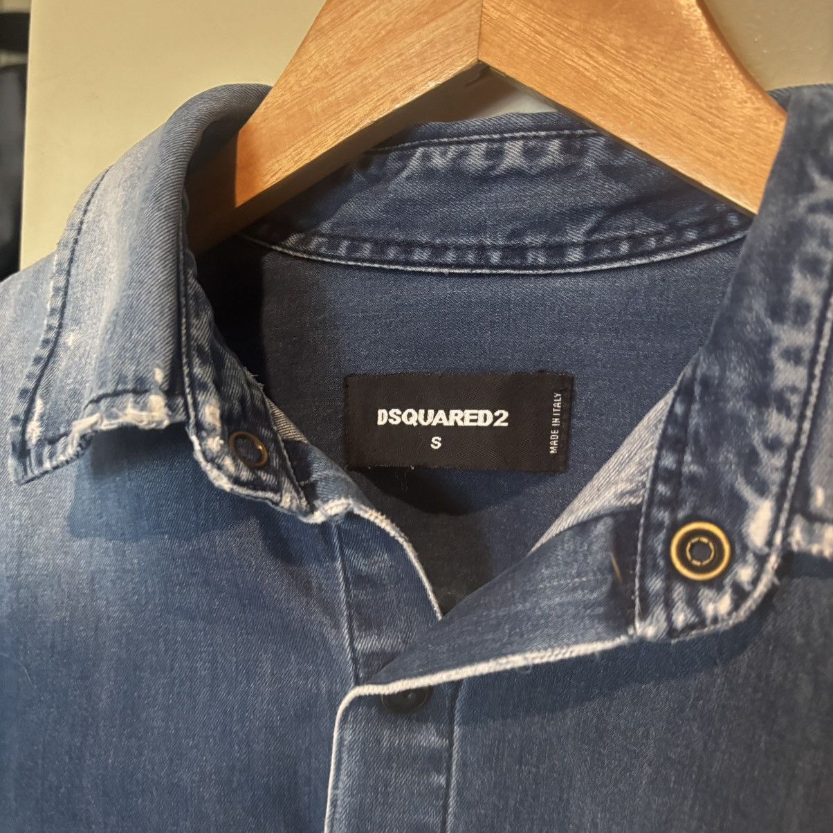 Dsquared2 Dsquared2 Button Up Denim Bleached Faded Distressed Size US S / EU 44-46 / 1 - 2 Thumbnail