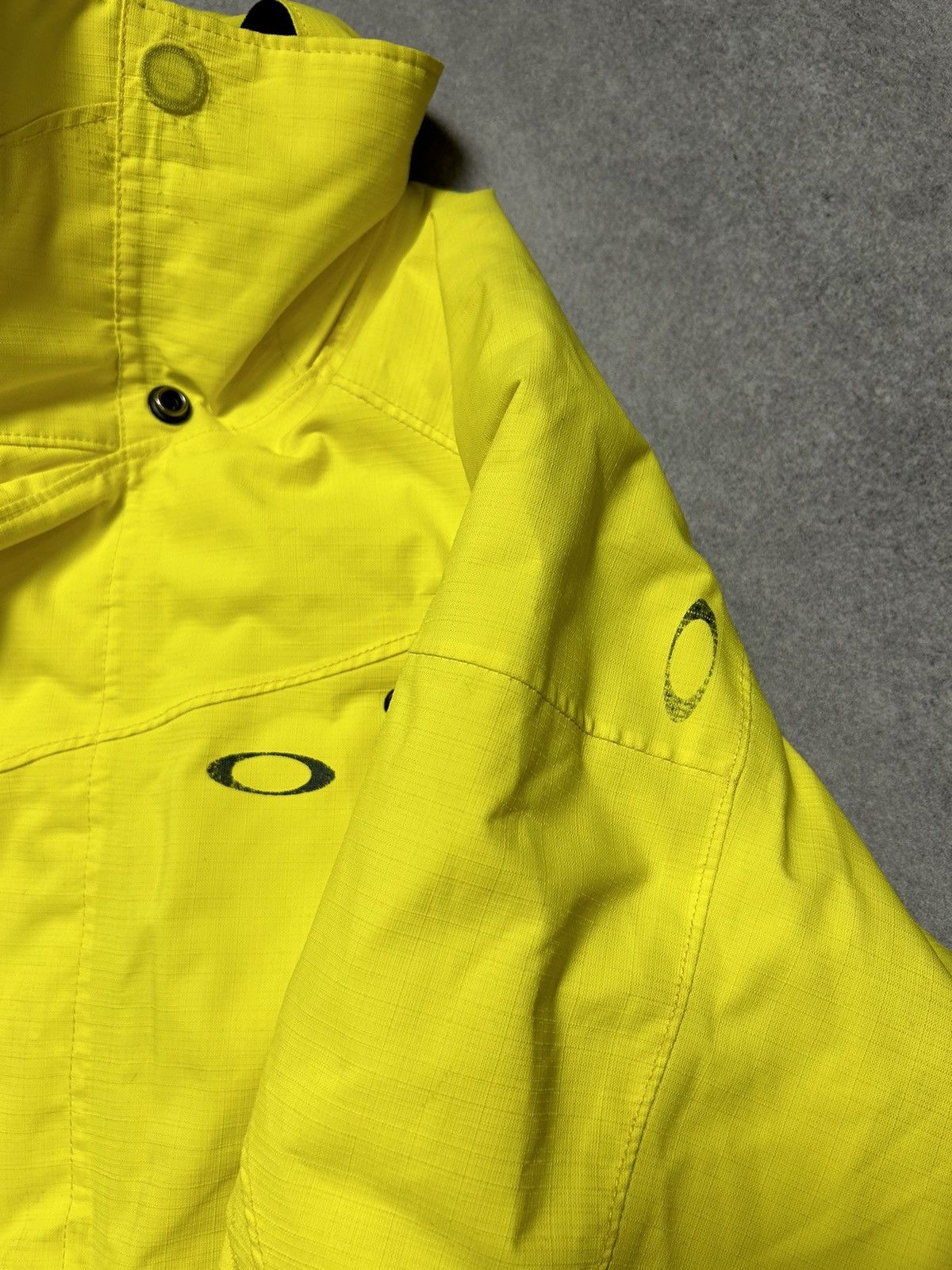 Oakley Outdoor Oakley Thinsulate Ski Snowboard Jacket Gorpcore Size US S / EU 44-46 / 1 - 5 Thumbnail