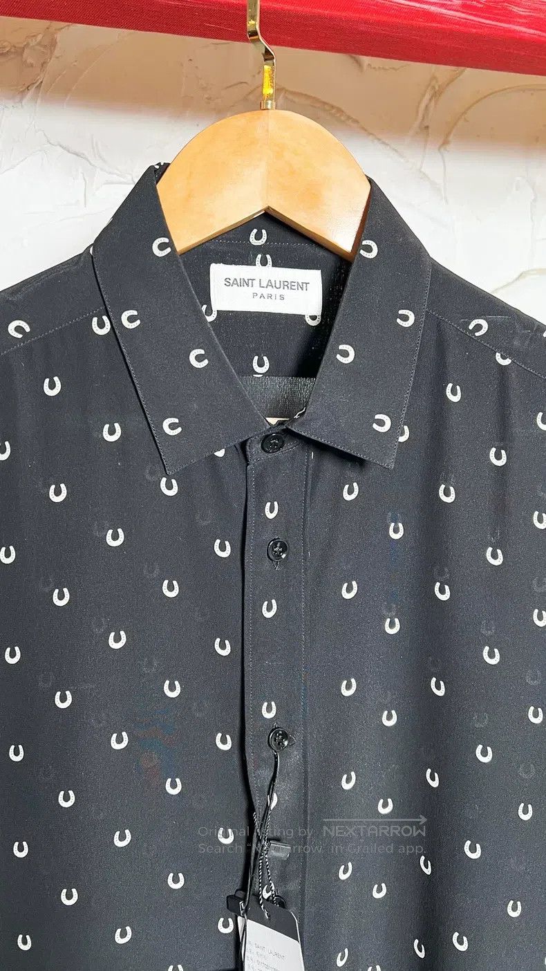 Saint Laurent Paris Saint Laurent Paris size 37 Mulberry silk horseshoe shirt Size US S / EU 44-46 / 1 - 3 Thumbnail