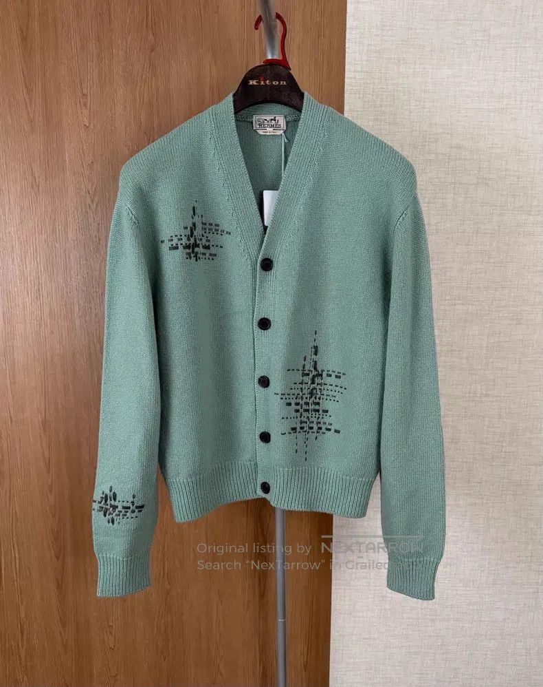 Hermes Hermes Men's cashmere cardigan Size US L / EU 52-54 / 3 - 1 Thumbnail