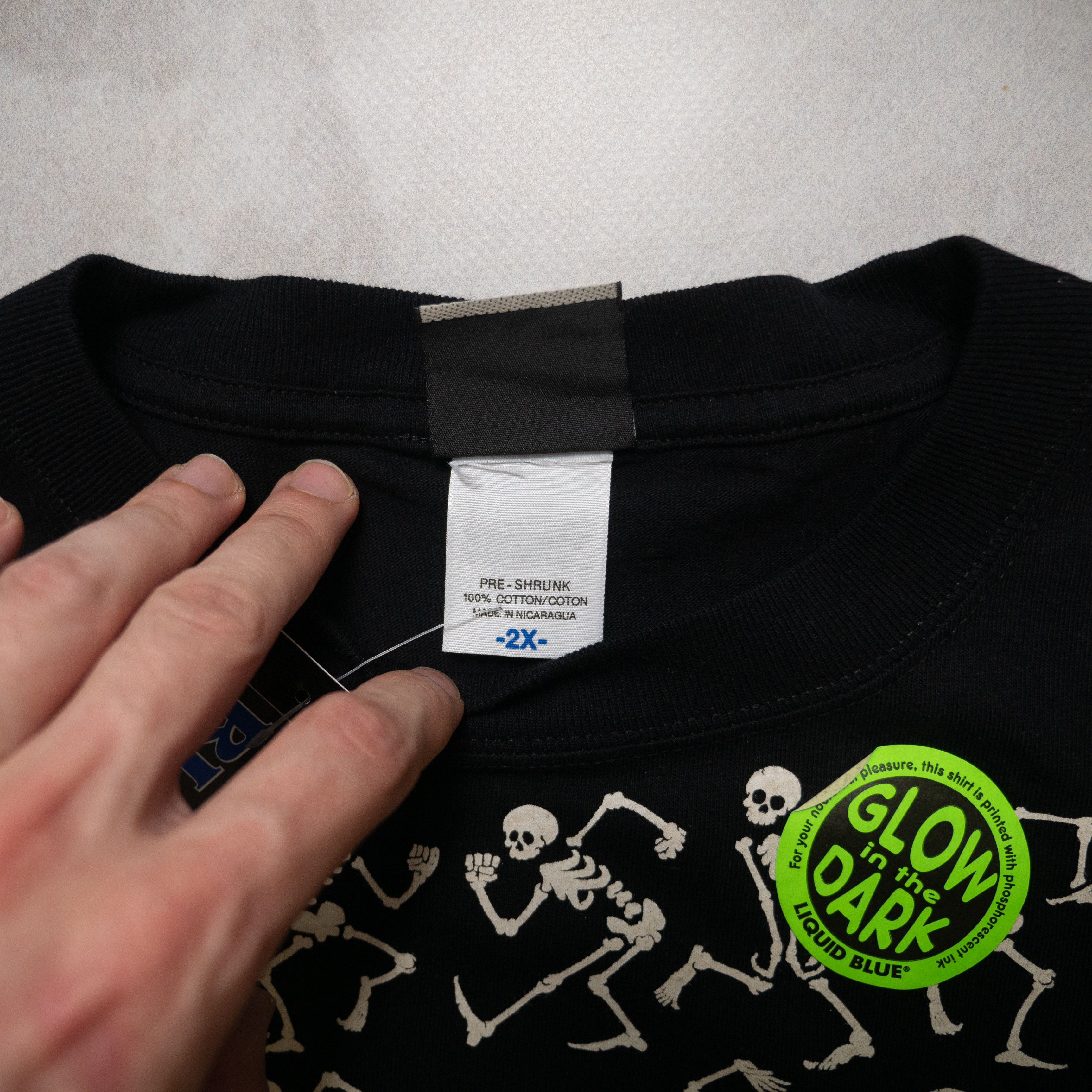 Liquid Blue × Vintage Vintage Liquid Blue Glow in Dark Dancing Dead Grateful XXL Size US XXL / EU 58 / 5 - 6 Thumbnail