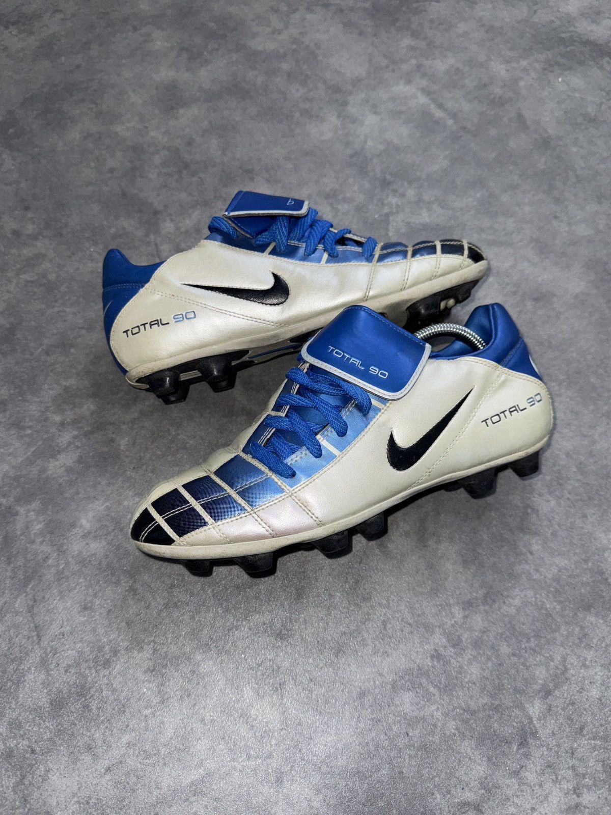 Nike Vintage real leather fooball soccer boots 2003 rare total 90 Size US 8.5 / EU 41-42 - 1 Thumbnail
