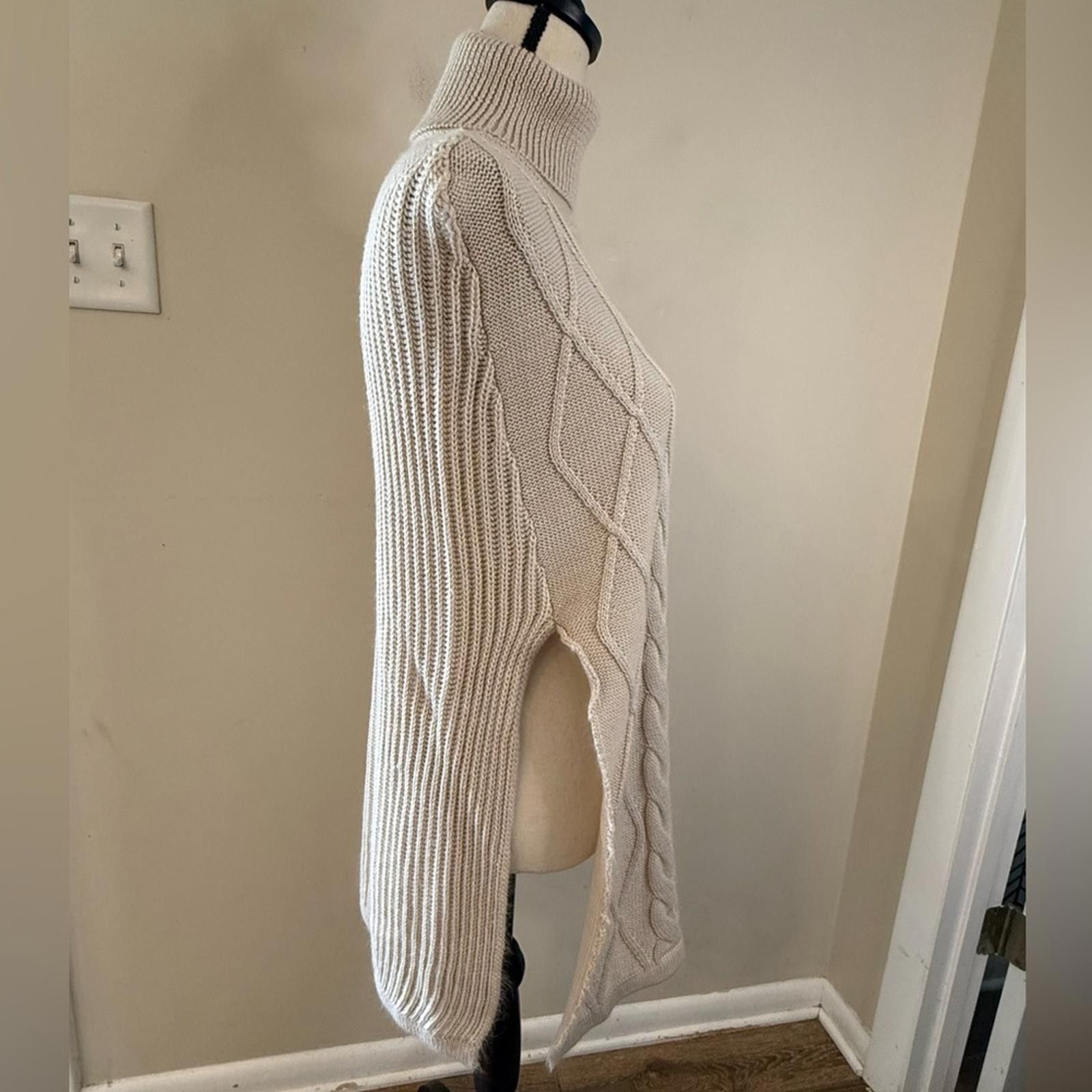 Other Beige tan chunky cable knit poncho sweater cape shawl SZ S/M Size M / US 6-8 / IT 42-44 - 2 Thumbnail