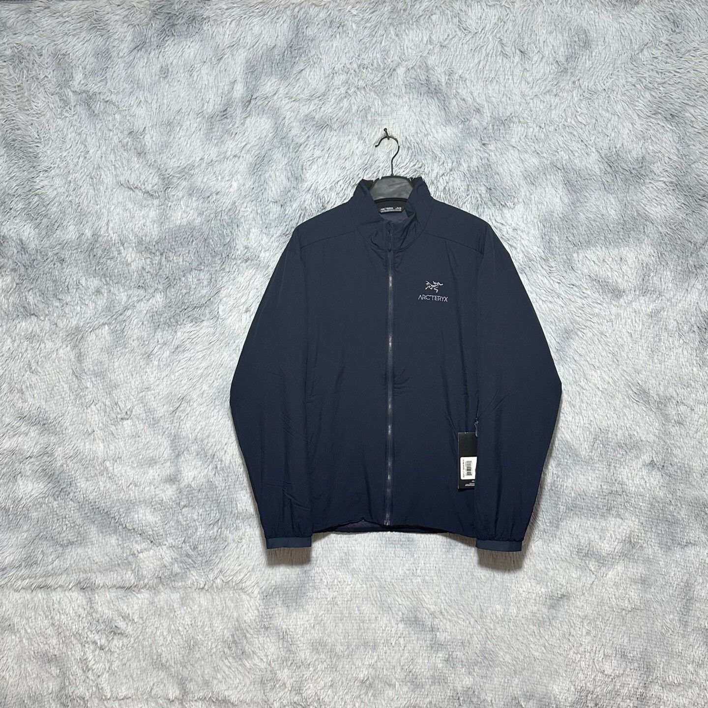 Arc'teryx Arcteryx Atom LT Jacket in Turquoise Blue Size US XL / EU 56 / 4 - 1 Thumbnail