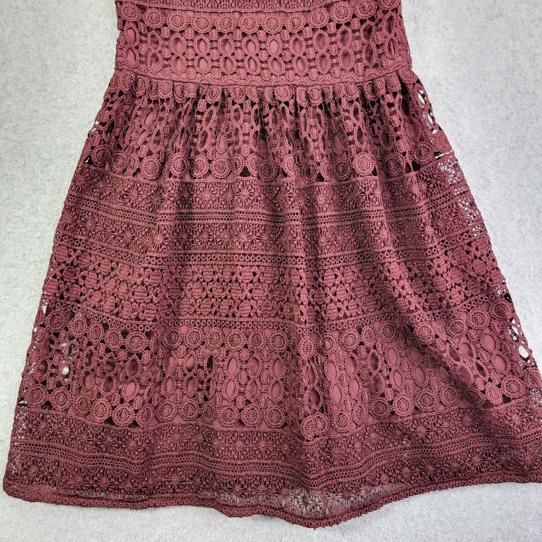 Abercrombie & Fitch VINTAGE Abercrombie & Fitch Lace Mini Dress Women 00 Red NWT Y2K, Dress, Mini, Lace, Red, Women, 00, Vintage, 2000s Size XXS / US 00 / IT 34 - 5 Thumbnail
