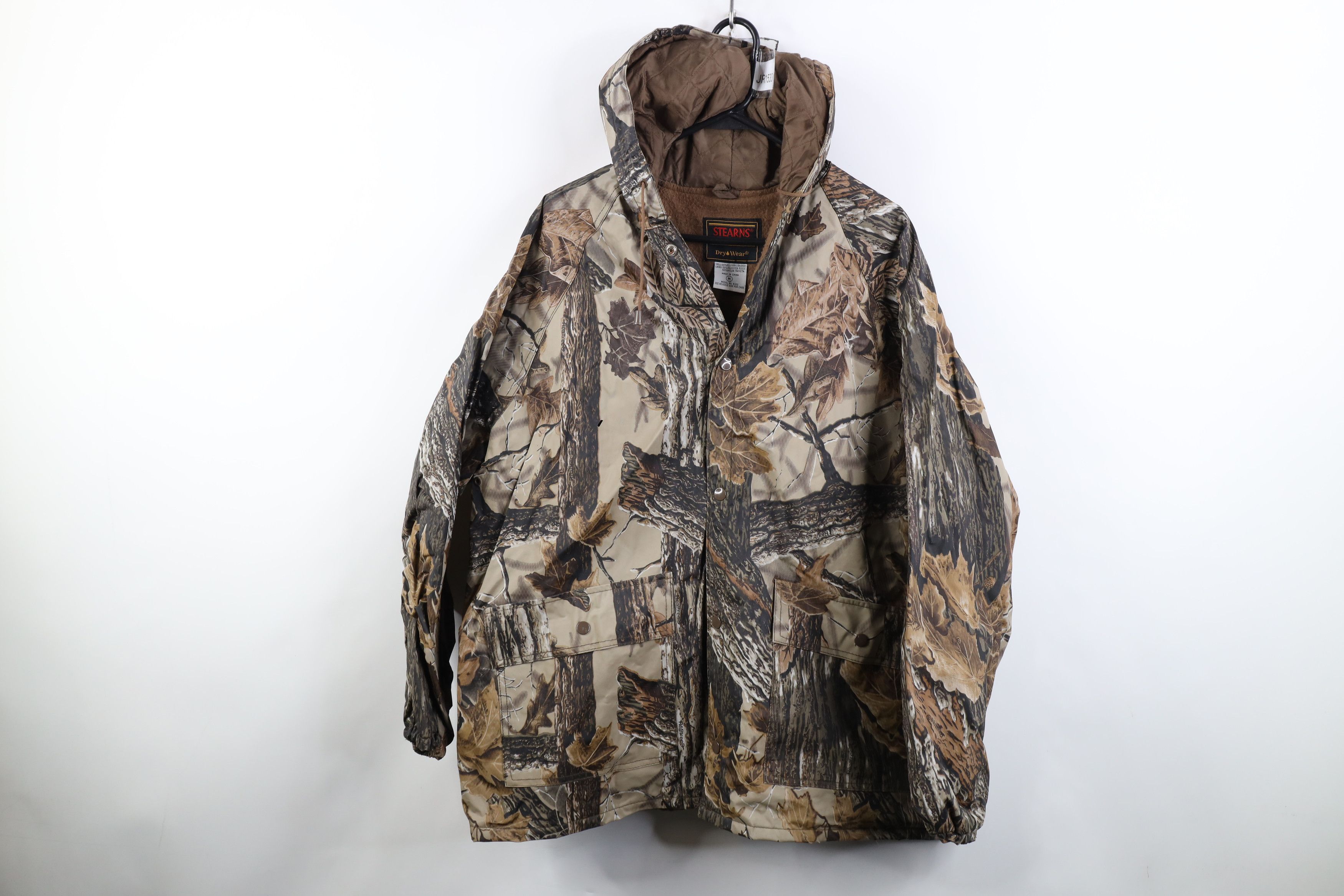 Vintage 90s Streetwear Waterproof Realtree Camouflage Jacket
