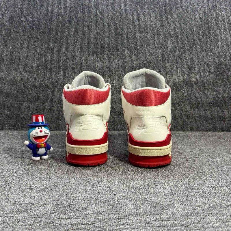 Louis Vuitton Louis Vuitton High-Top Trainer Sneakers for Men - Size US 8 / EU 41 - 3 Thumbnail