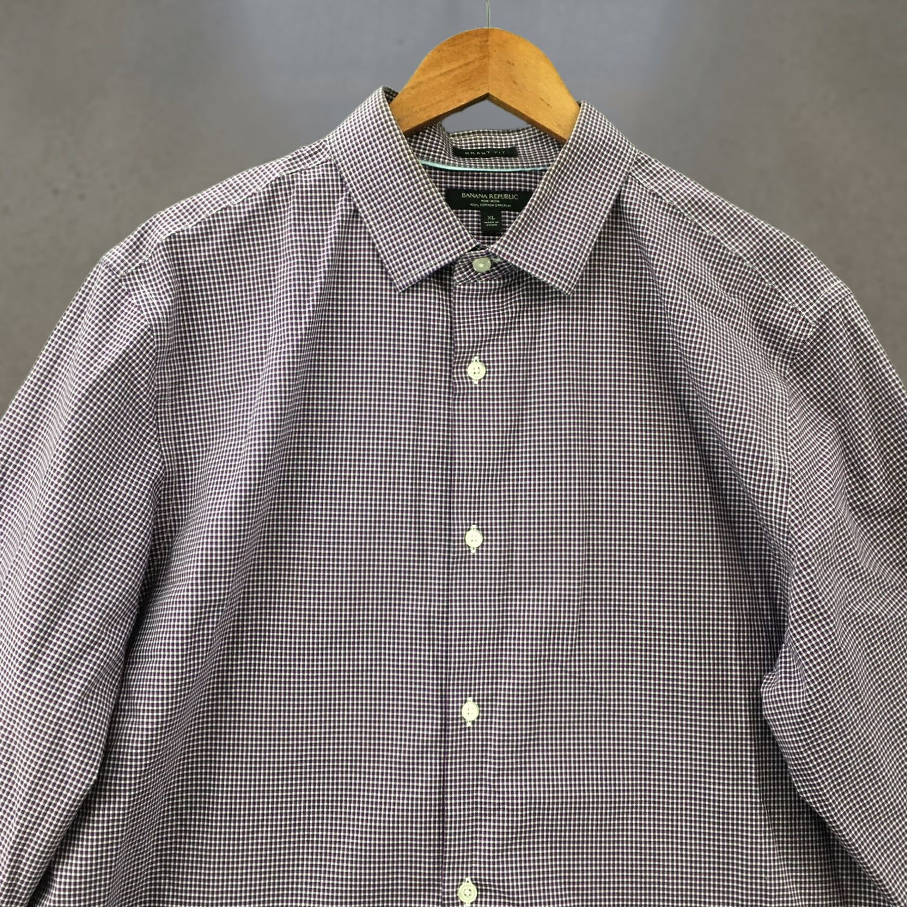 Banana Republic Banana Republic Button-Up Shirt Mens XL Purple Cotton Checkered Non-Iron Stretch Shirt Size US XL / EU 56 / 4 - 1 Thumbnail