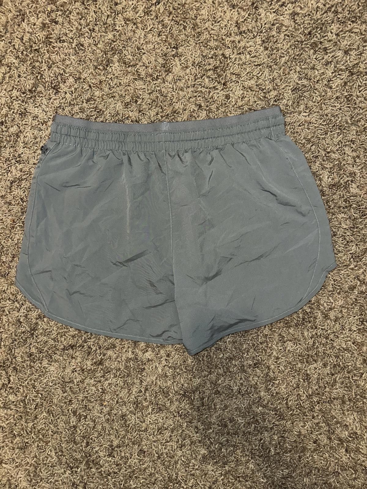 Nike Nike Tempo Luxe Women's 8cm Running Shorts Size 32" / US 10 / IT 46 - 3 Thumbnail