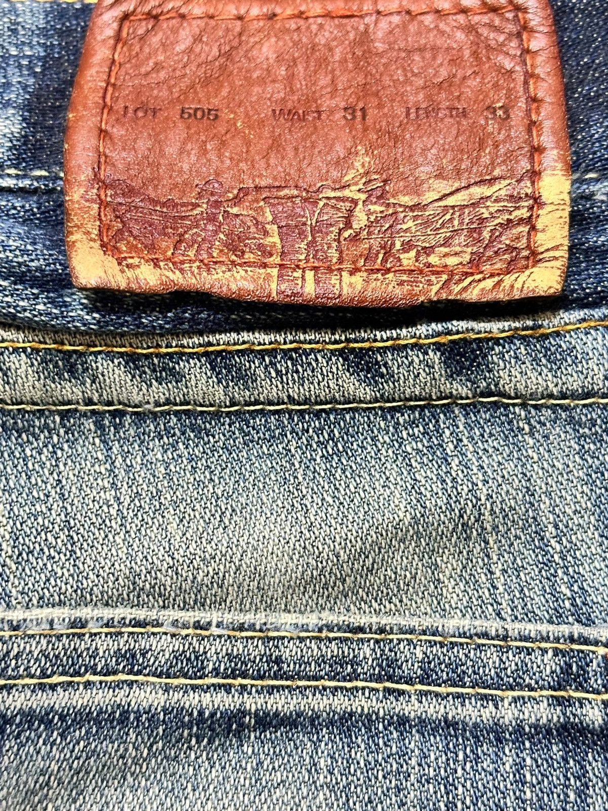 Levi's Vintage Clothing Vintage Levi’s 505 Mudwash Whiskers Denim Size US 31 - 7 Thumbnail