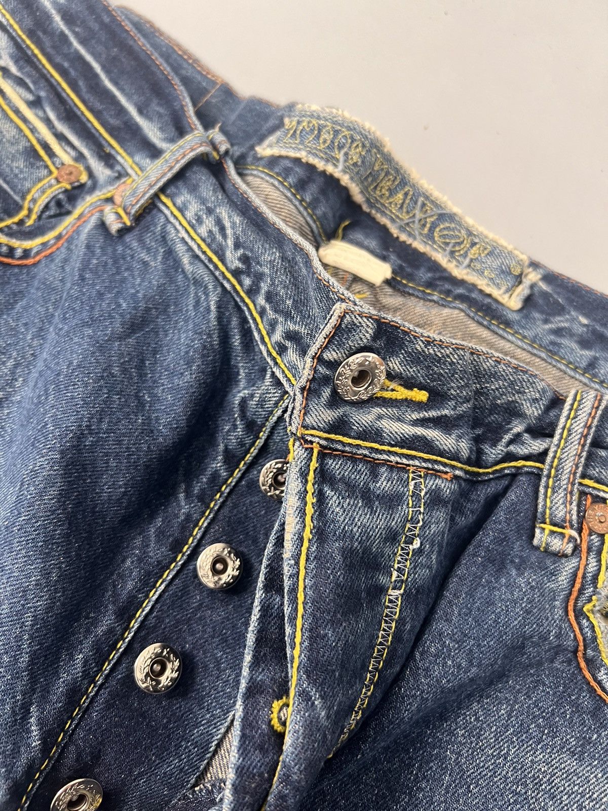 Japanese Brand Vintage the year of golden japanese embroidered denim pants Size US 40 / EU 56 - 6 Thumbnail