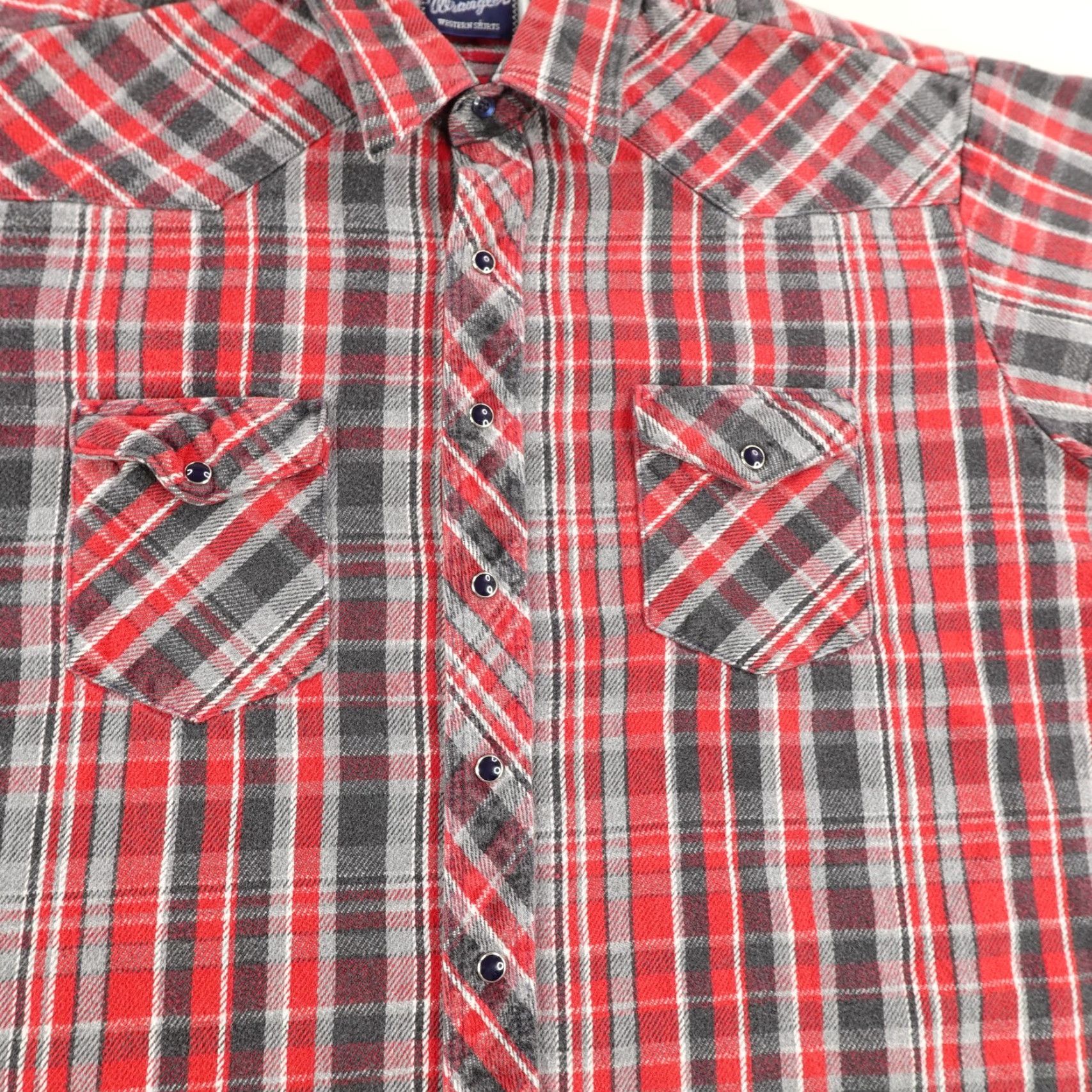 Wrangler VINTAGE Wrangler Shirt Men 2XL Red Plaid Flannel Western Pearl Snap Heavyweight 90s Size US XXL / EU 58 / 5 - 3 Thumbnail