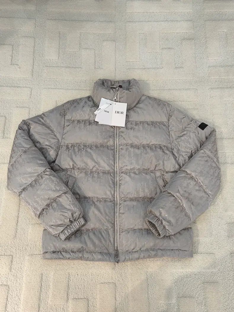 Dior Solid colour letter logo full-print hooded chain down