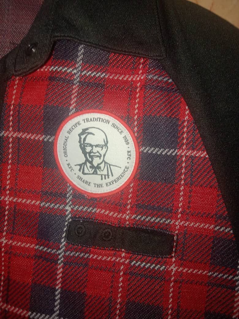 Vintage 🔥Vintage KFC Checkered Polo Tees work polo Size US L / EU 52-54 / 3 - 8 Thumbnail