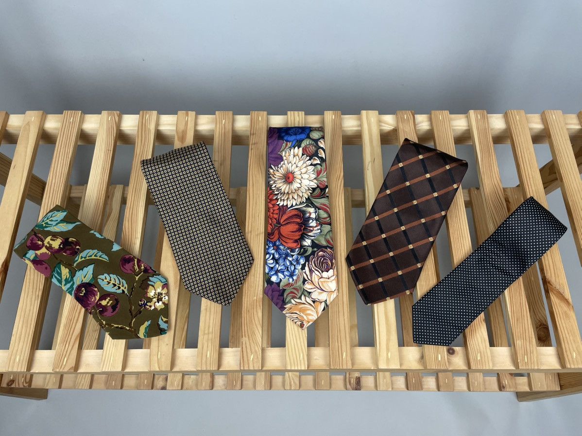 Hugo Boss Lot of hugo boss silk ties Size ONE SIZE - 1 Thumbnail