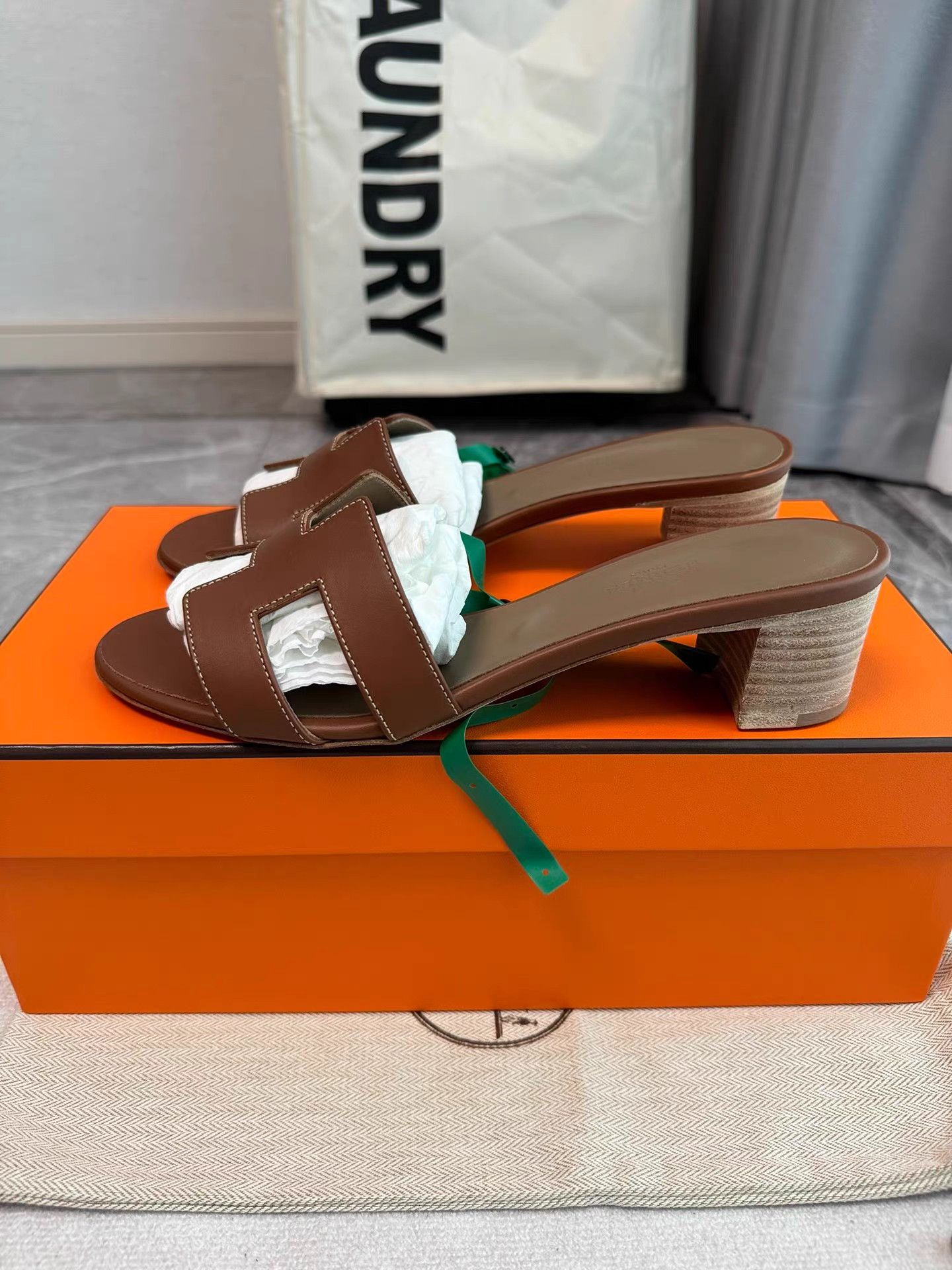 Hermes Hermès Oasis Low-Heel Sandals K6 Size US 9.5 / IT 39.5 - 1 Thumbnail