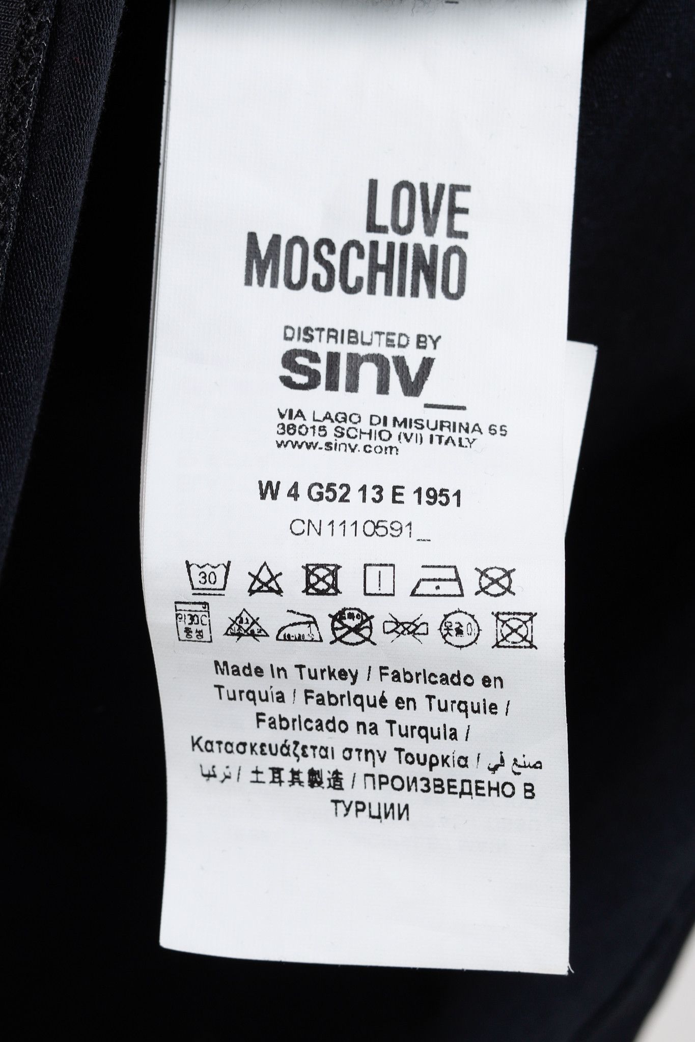 Love Moschino Love Moschino Logo Graphic Long-Sleeve Black Tee Size S / US 4 / IT 40 - 9 Thumbnail