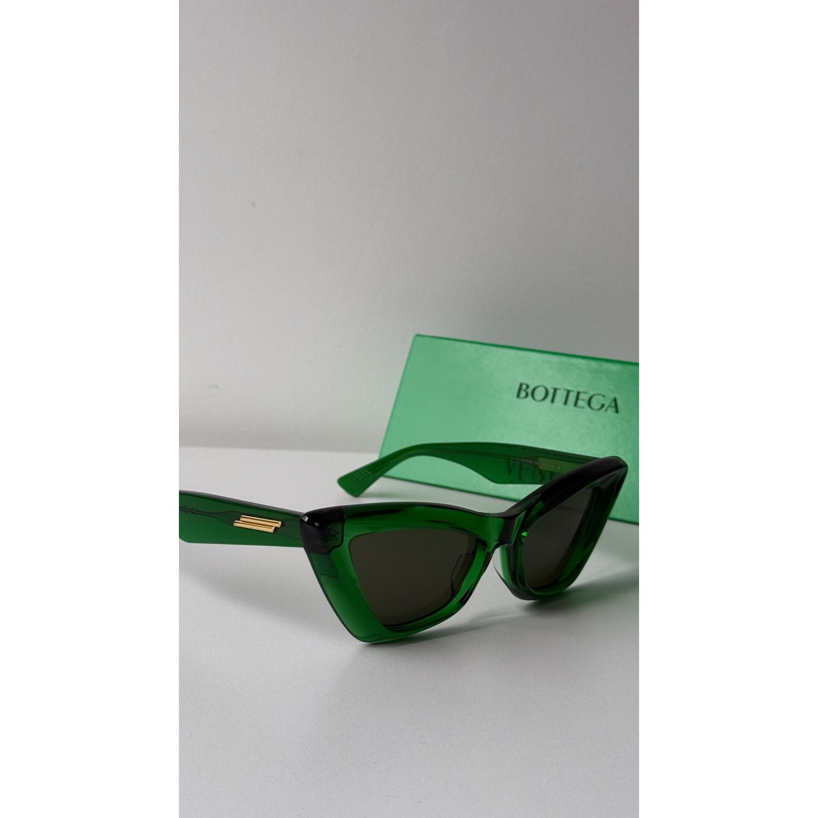 Bottega Veneta NEW Bottega Veneta BV1101S Cat Eye Sunglasses in Green Size ONE SIZE - 7 Thumbnail