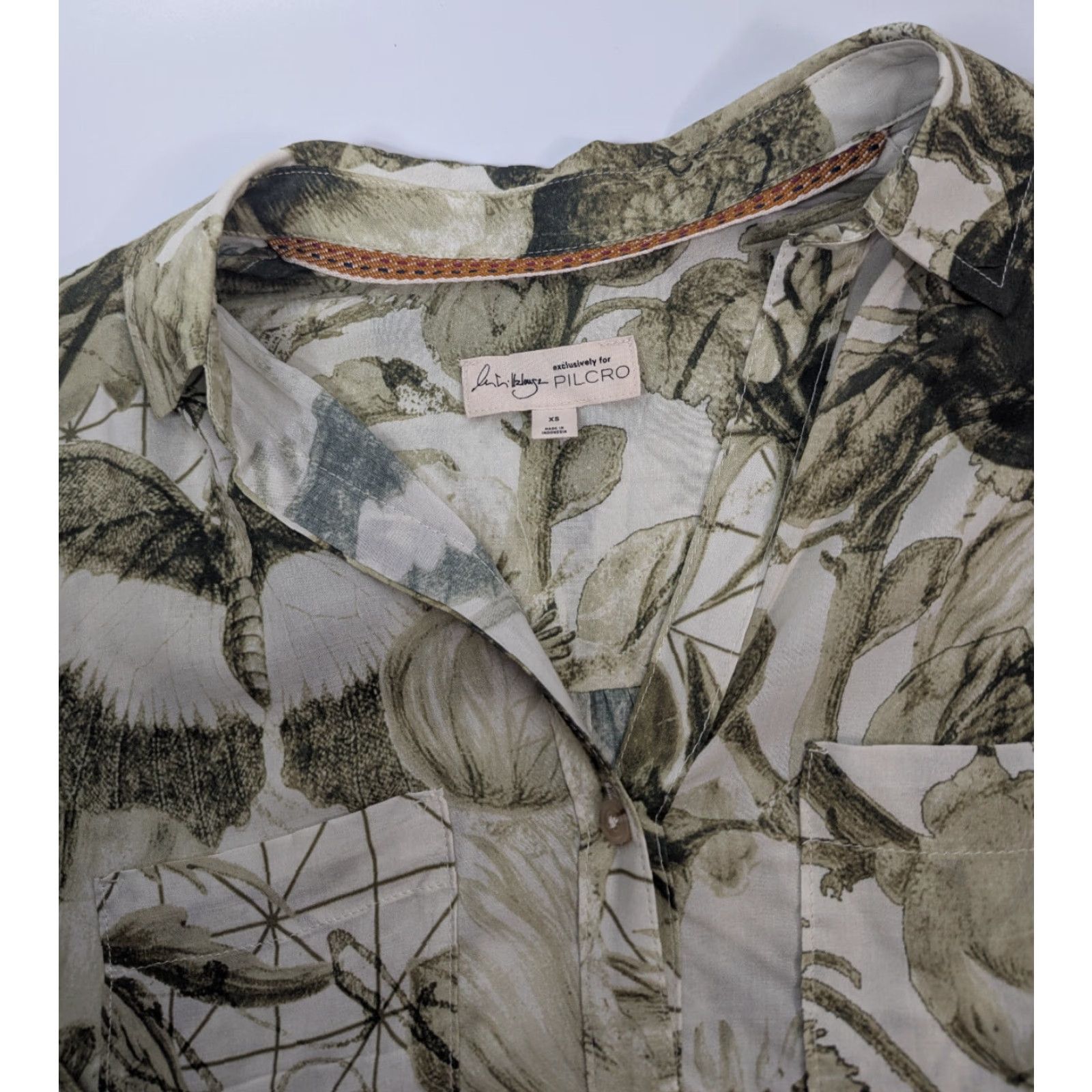 Anthropologie Anthropologie The Romy Manel Villalonga Relaxed Button Shirt Women XS Floral White Green Pattern Bohemian Classic long sleeve 100% viscose Size XS / US 0-2 / IT 36-38 - 7 Thumbnail