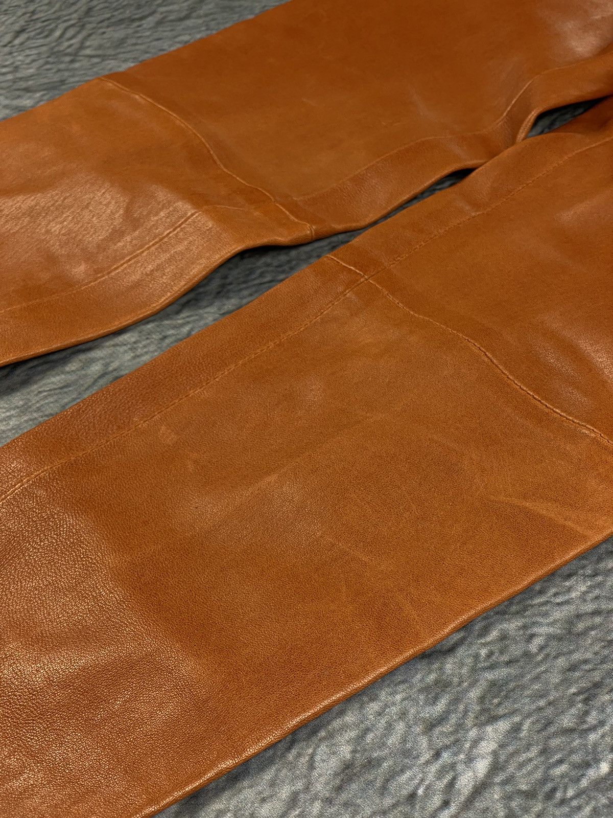Balenciaga Balenciaga Leather Leggings Pants (Size 38) Size 27" / US 4 / IT 40 - 5 Thumbnail
