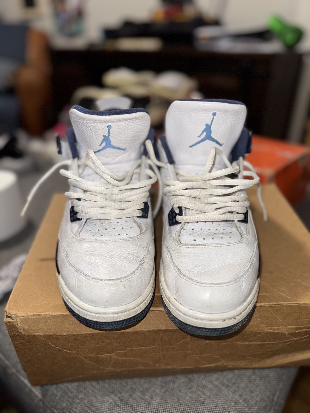 Jordan Brand Air Jordan 4 Retro LS Columbi Size US 11 / EU 44 - 2 Thumbnail
