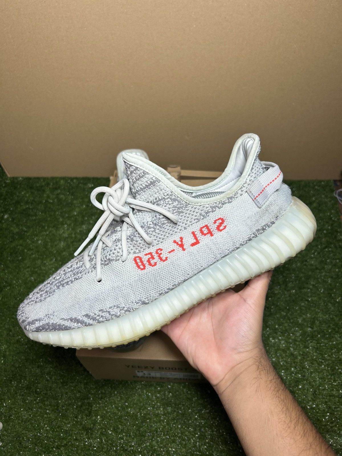 Yeezy Yeezy 350 blue tint Size US 13 / EU 46 - 2 Thumbnail