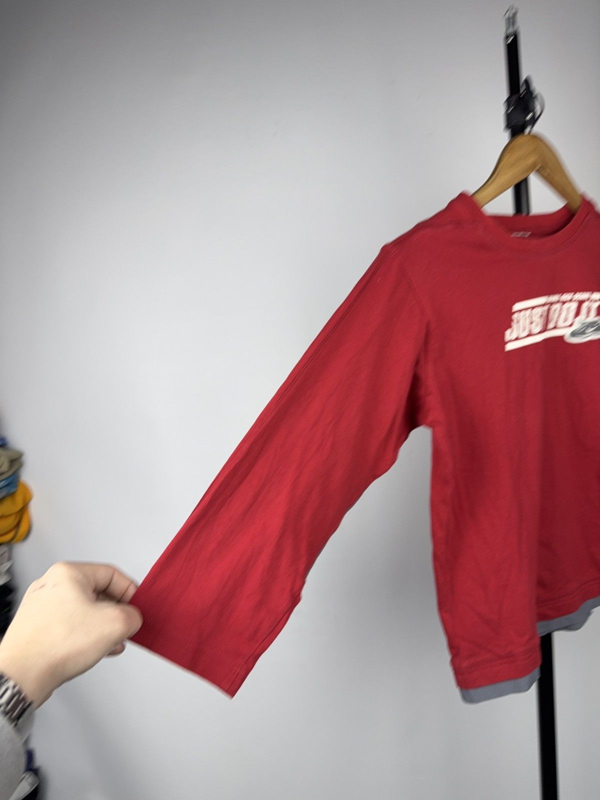 Nike Vintage 00s Nike Just Do It Women’s Red Long Sleeve Top Size XS / US 0-2 / IT 36-38 - 6 Thumbnail