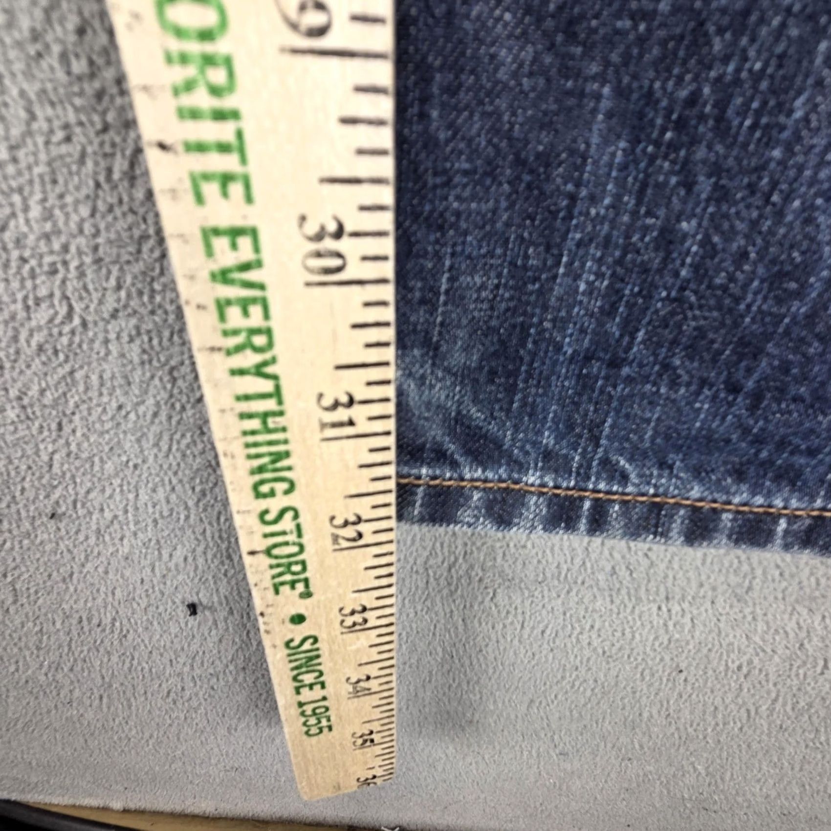 Diesel Diesel Jeans Mens 31x32 Blue Larkee Relaxed Straight Button Fly Denim 0088Z Size US 31 - 4 Thumbnail