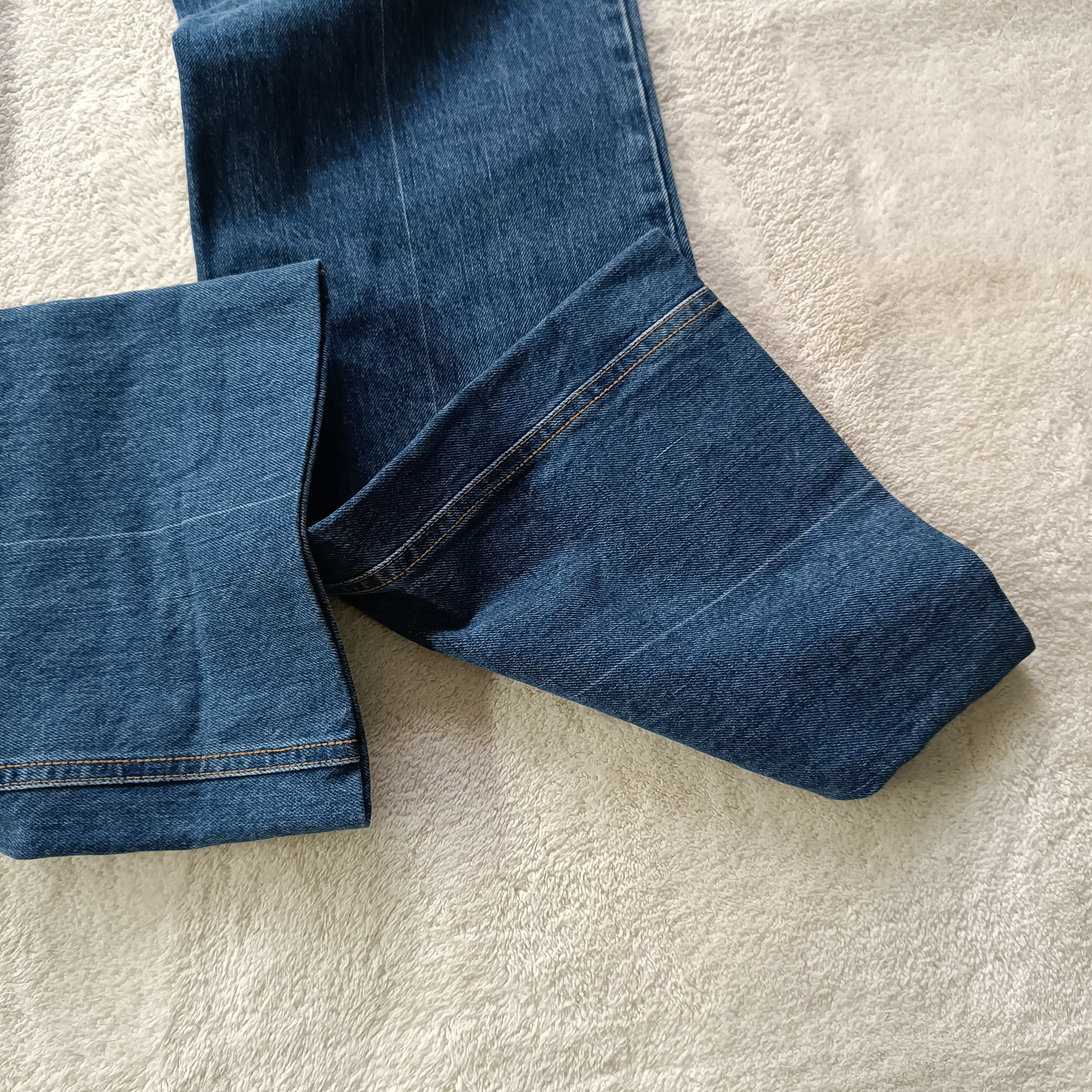 Yves Saint Laurent Italy Yves Saint Laurent Flared Denim Jeans Size 32" / US 10 / IT 46 - 8 Thumbnail