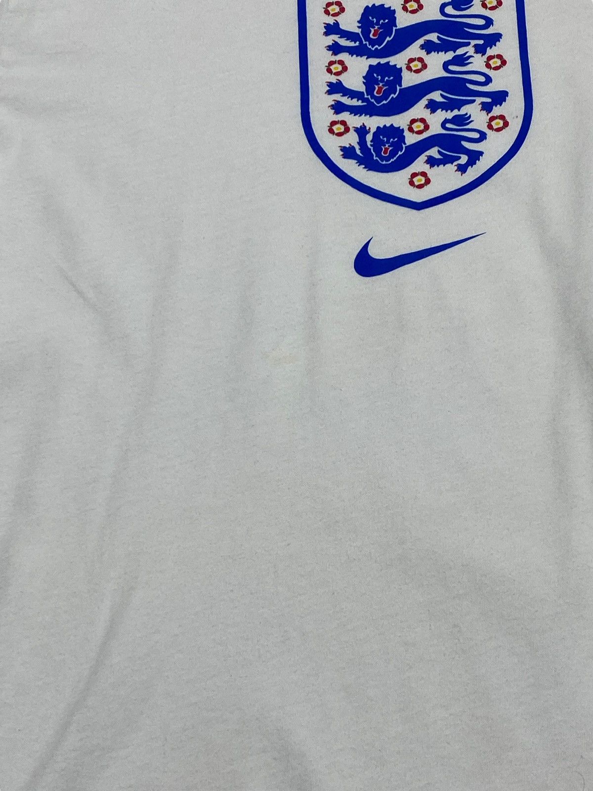 Nike Vintage NIKE ENGLAND Big Logo T Shirt Football Soccer Size US M / EU 48-50 / 2 - 5 Thumbnail