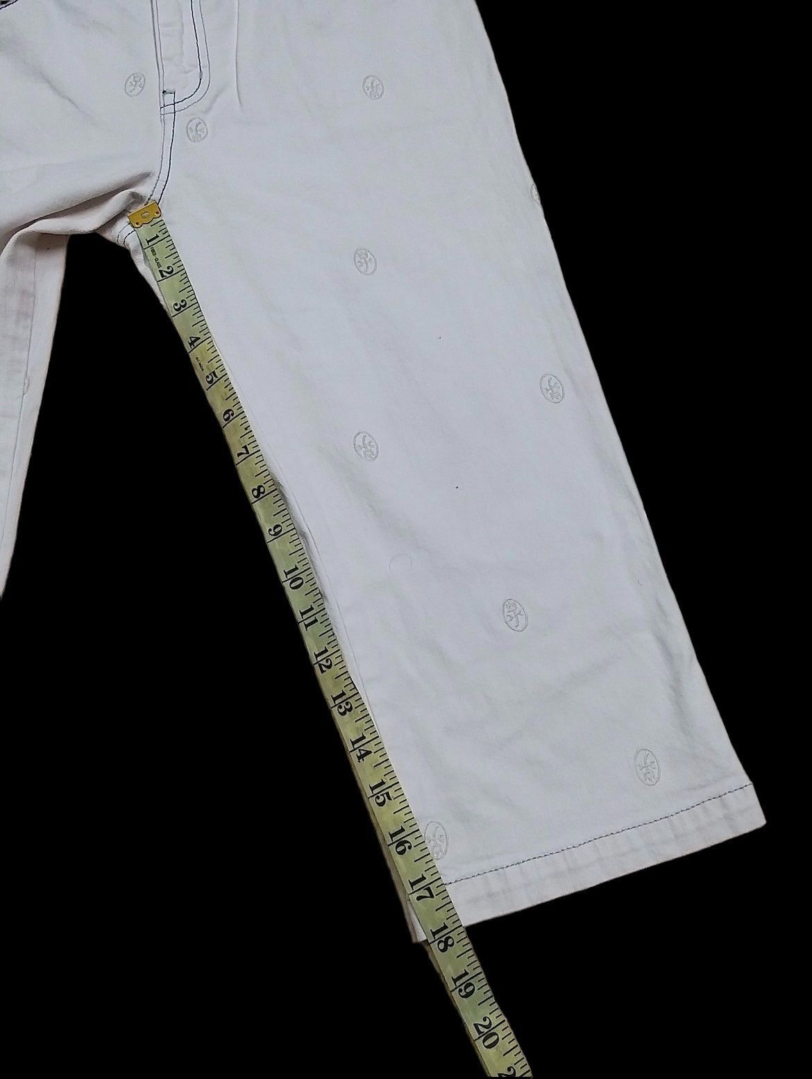 Disney × Jean Charles De Castelbajac JEAN CHARLES DE CASTELBAJAC EMBROIDERY LOGO 3/4 DENIM PANT Size US 30 / EU 46 - 13 Thumbnail
