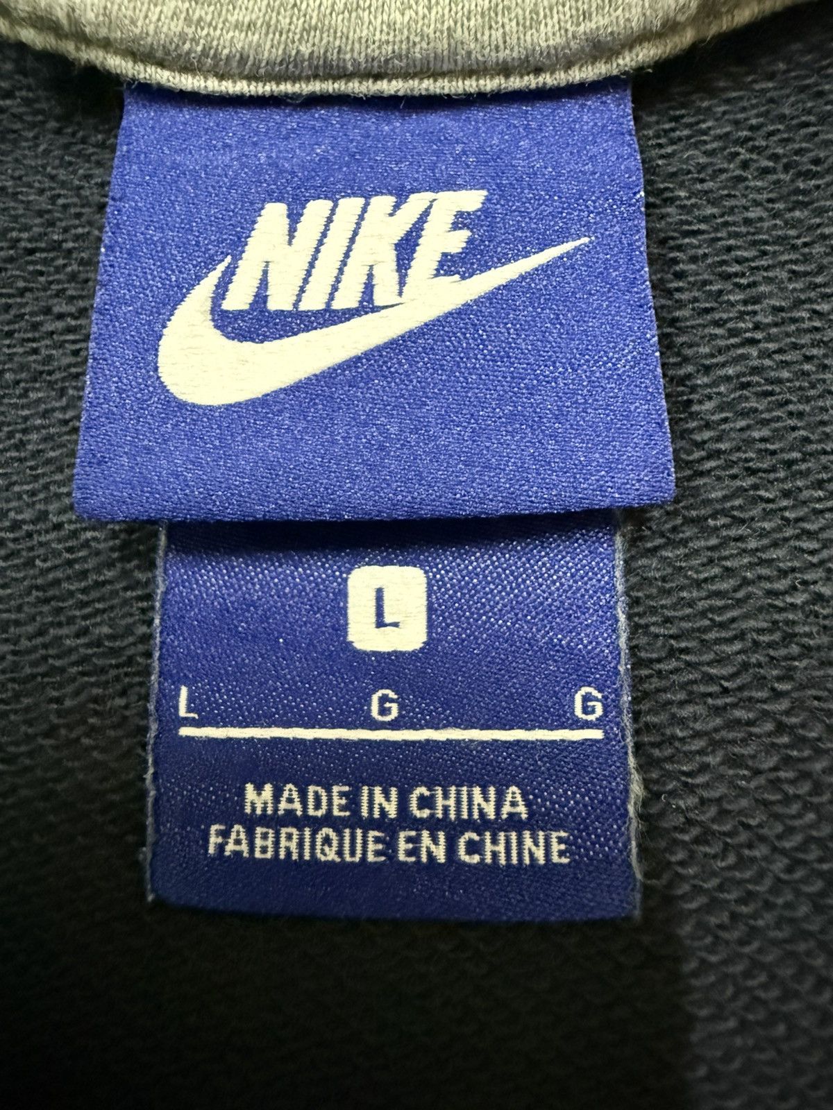 Nike Nike Swoosh Blue Tag Small Logo Sweatshirt Size US S / EU 44-46 / 1 - 9 Thumbnail