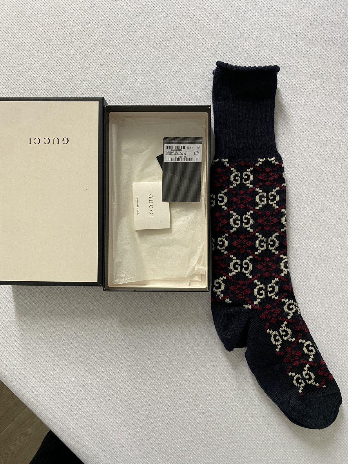 GUCCI SOCKS PACK OF 3 shops Comes with Original Box