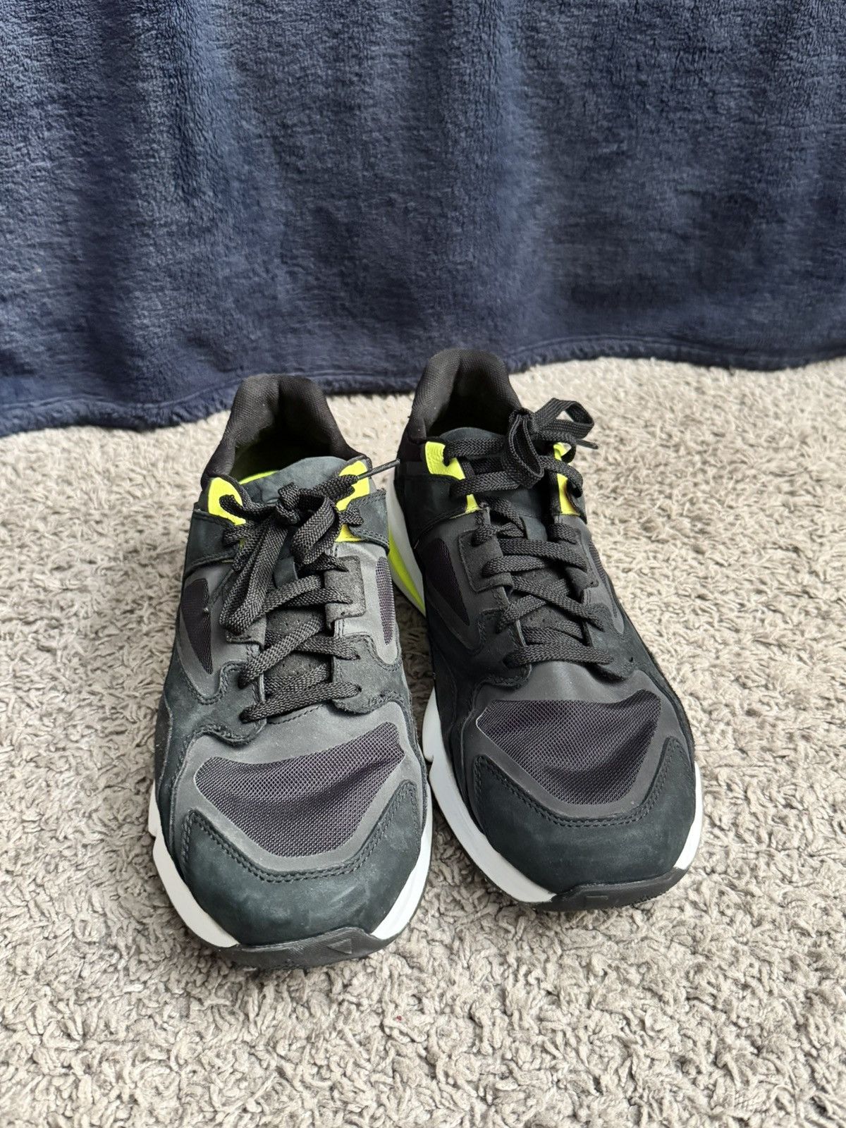 Under Armour Under armour running shoes size 11 Size US 11 / EU 44 - 2 Thumbnail