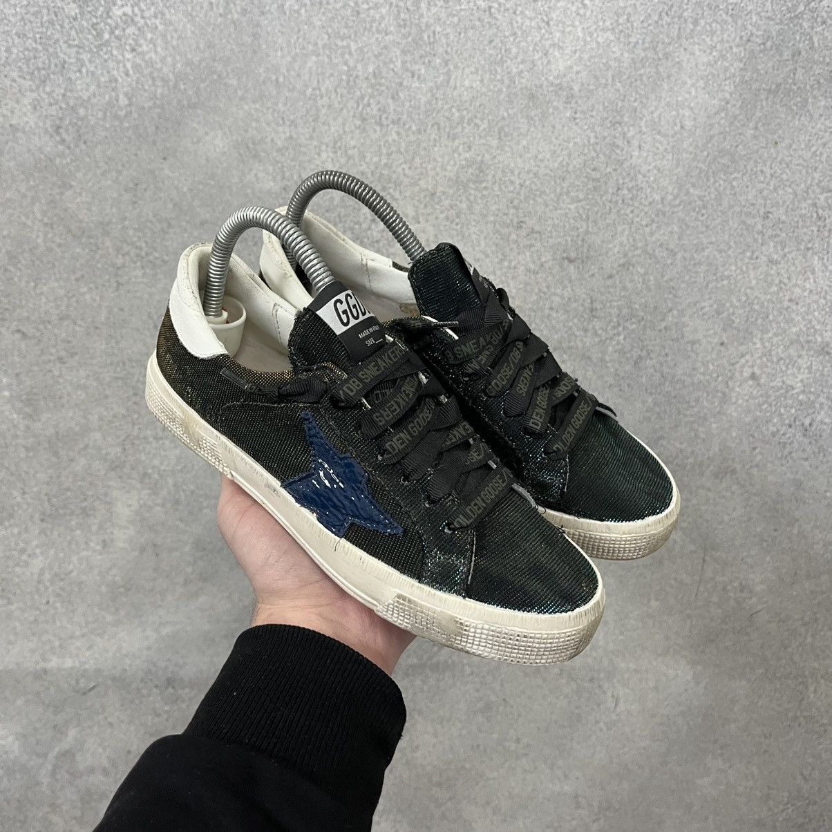 Golden Goose Golden goose shoes sneakers low top Size US 7 / IT 37 - 1 Thumbnail