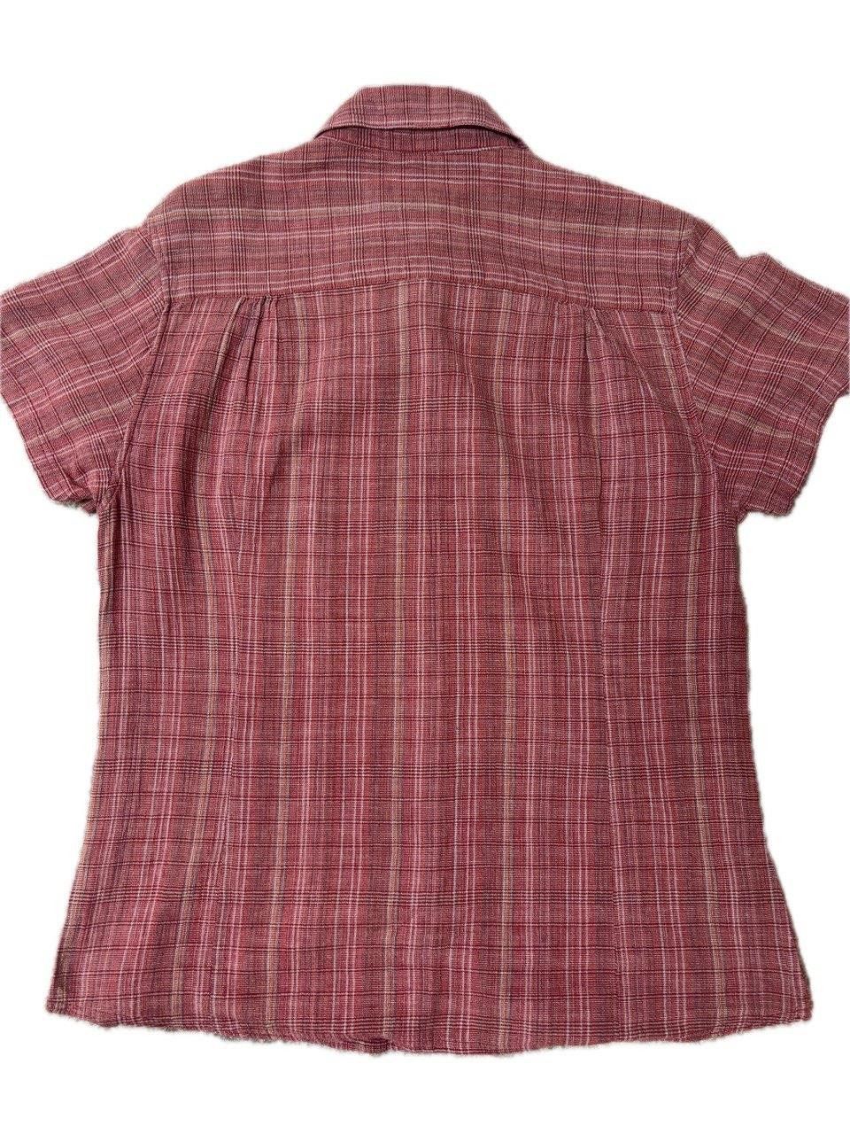 Patagonia Patagonia Women's Short Sleeve Organic Blend Shirt, 10, Red Size L / US 10 / IT 46 - 4 Thumbnail