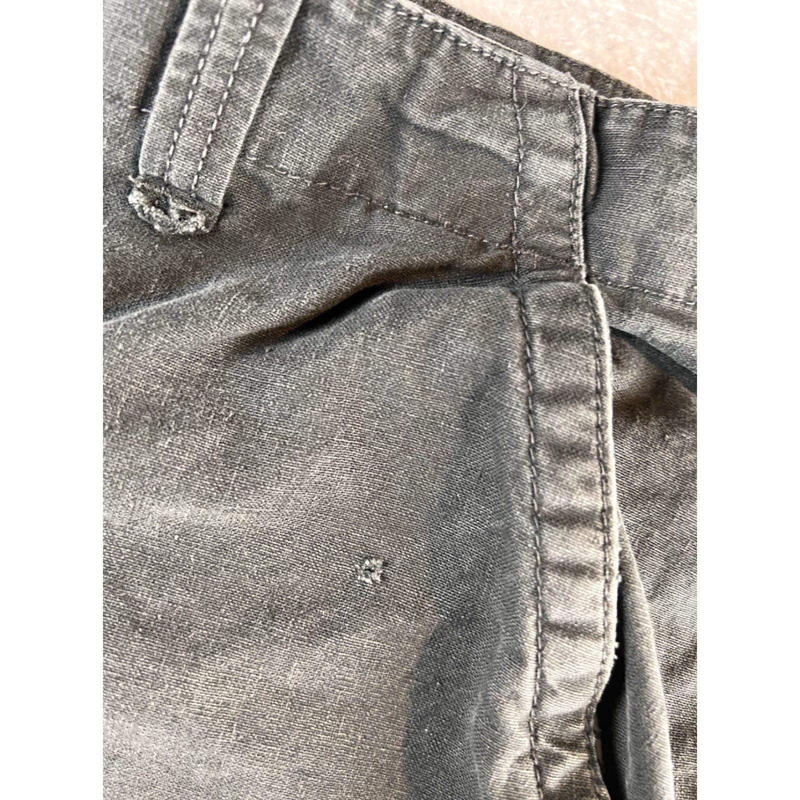 Vintage VINTAGE Tony Hawk Cargo Shorts Mens 36 Black Y2K Skater Pants Short 11.5in Inseam Men’s Cargo Pocket Regular/Flat Front Logo Zipper Button Size US 36 / EU 52 - 7 Thumbnail