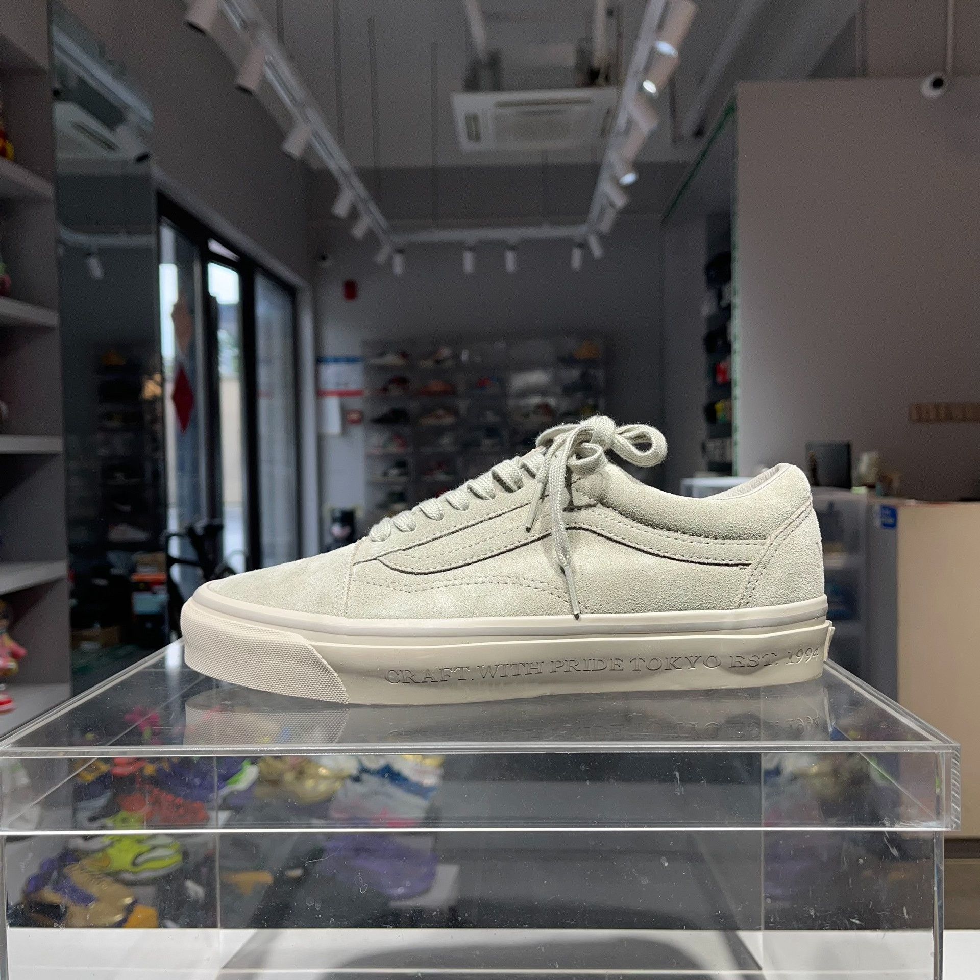 Vans VANS low top sneakers 42 Men Size US 9 / EU 42 - 1 Thumbnail
