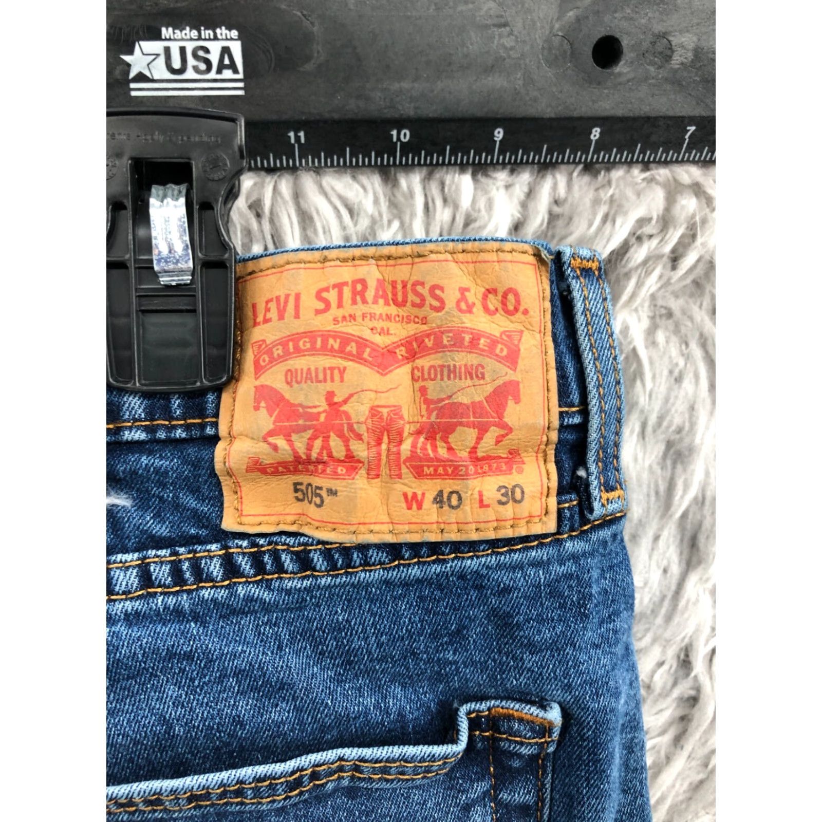 Levi's Levi's 505 Straight Jeans Mens Regular Belt Loops 40x30 Blue Medium Wash Denim 5-Pocket Size US 40 / EU 56 - 6 Thumbnail