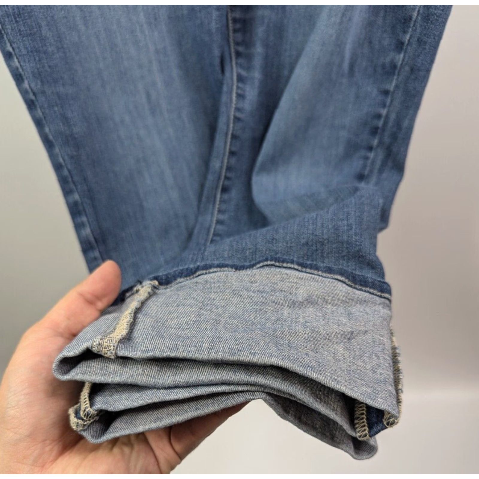 NYDJ NYDJ Not Your Daughters Jeans Women's 14 Capri Cuffed Tapered Lorena Boyfriend Size 36" / US 14 / IT 50 - 2 Thumbnail