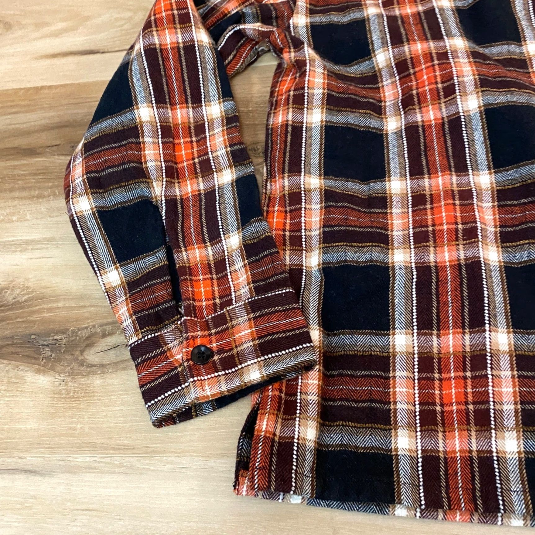 Banana Republic VINTAGE Banana Republic Flannel Shirt Mens S Relaxed Fit Plaid Orange Brown Long Sleeve Button-Up Casual Fall Outdoors Mens Size US S / EU 44-46 / 1 - 3 Thumbnail