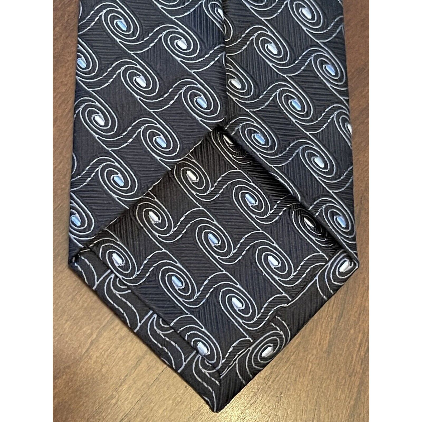Jos. A. Bank Jos. A. Bank Black Blue 100% Silk Made In China Size ONE SIZE - 2 Thumbnail