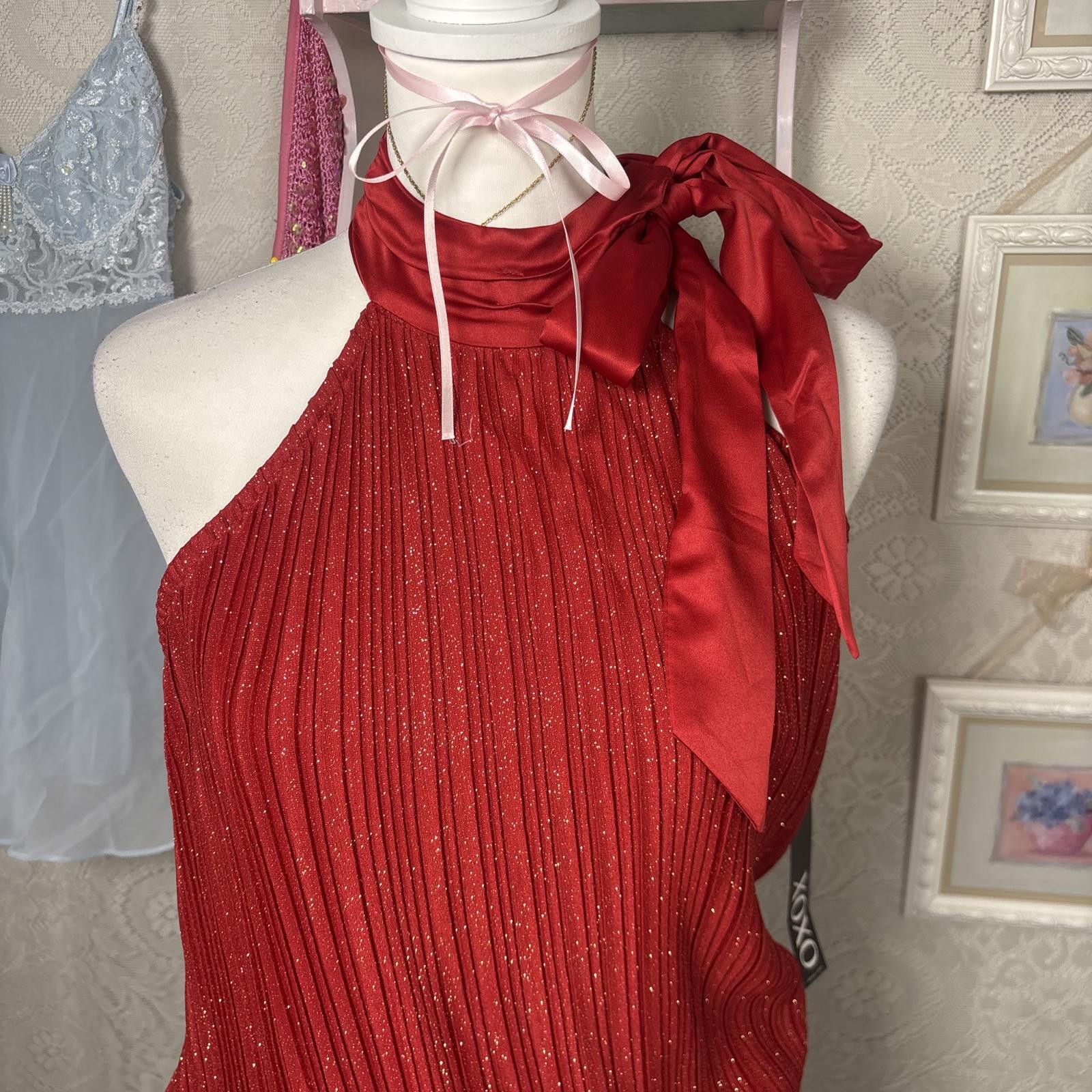 XOXO y2k XOXO red shimmery halter top Size S / US 4 / IT 40 - 3 Thumbnail